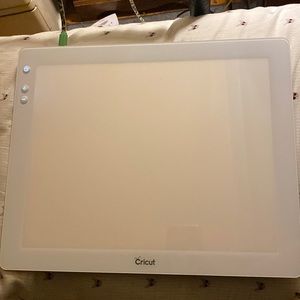 Cricut Brightpad MINT